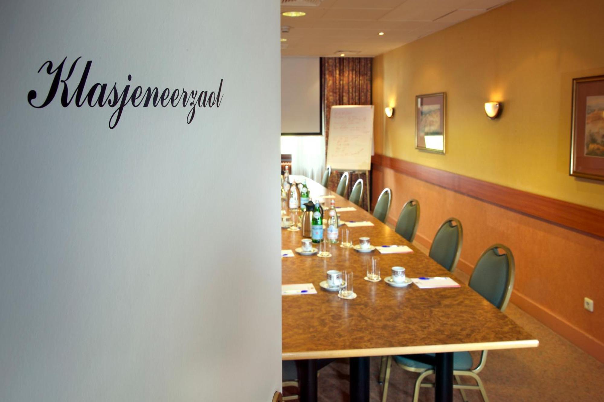 Hotel Restaurant In Den Hoof Maastricht Exterior foto